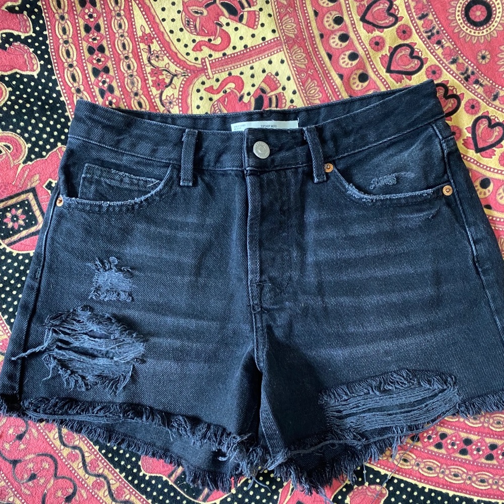 Top shop distressed shorts
